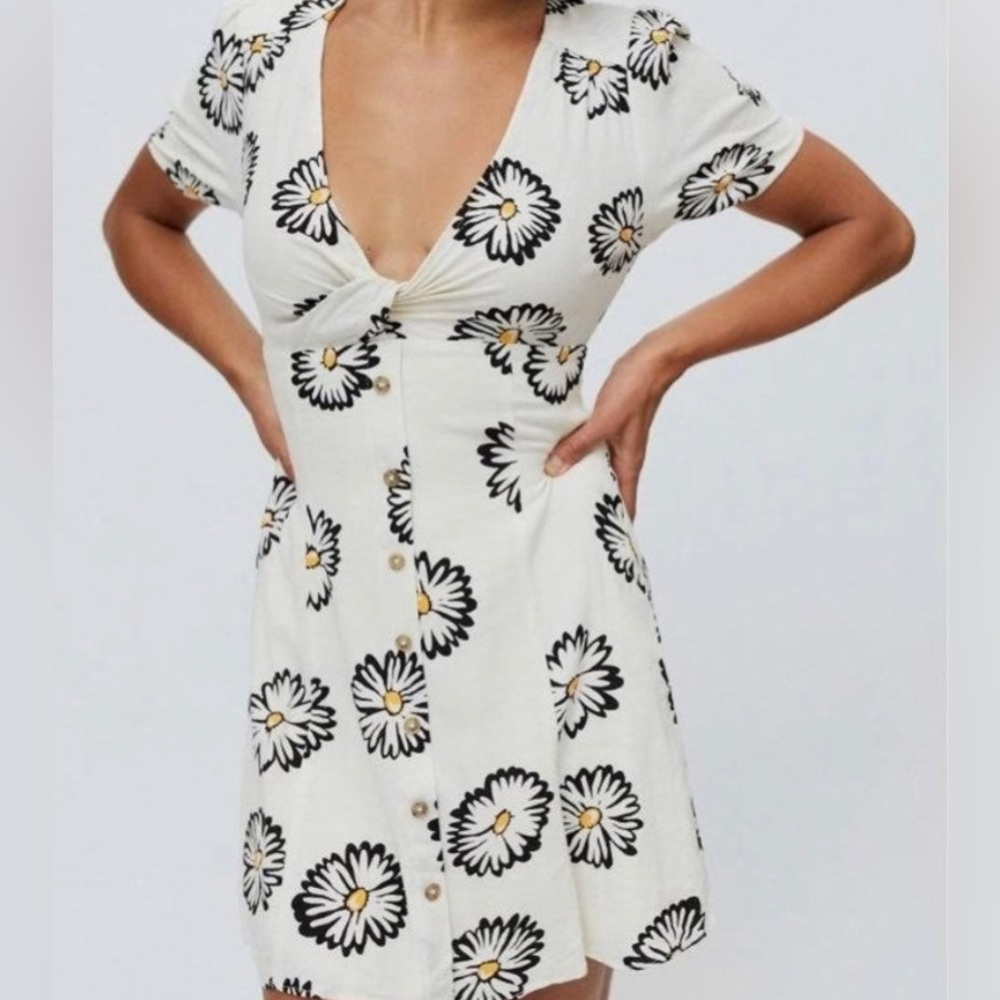 Urban Outfitters Daisy Mini Dress